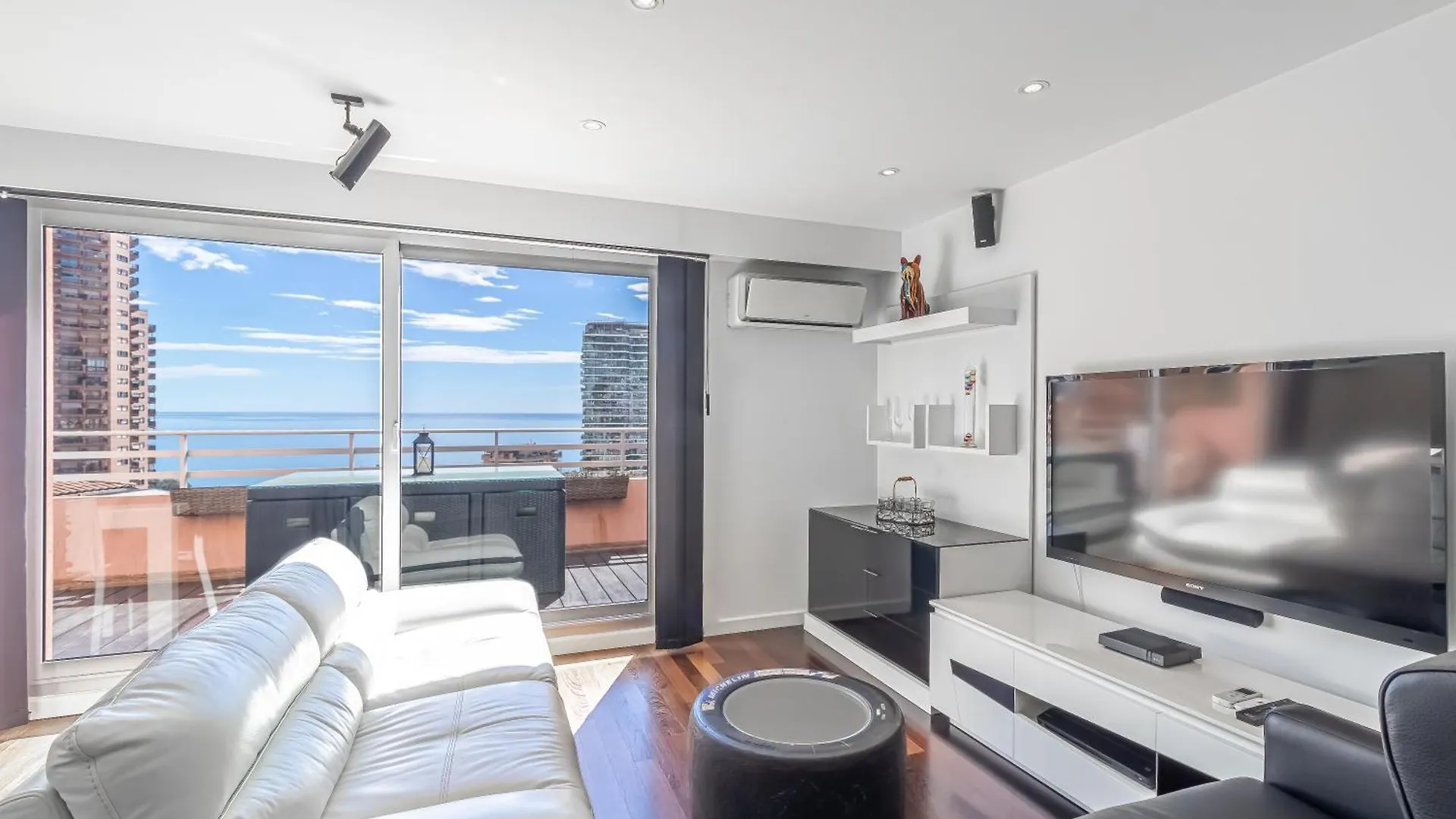 1 Room Apartment With Splendid View Of Monaco 보솔레이 0*,  프랑스